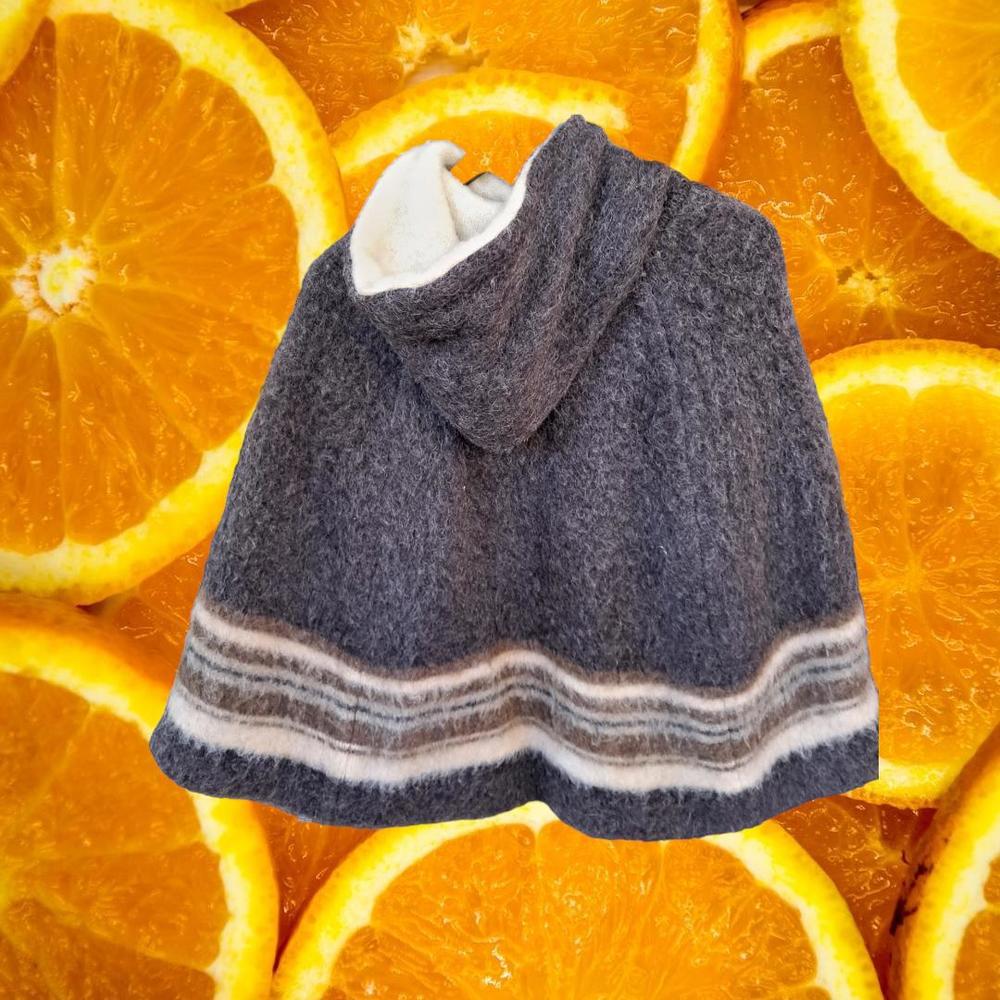 Vintage Alis Hooded Icelandic Wool Cape Size Medium - Picture 6 of 6